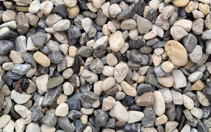 Rečni (soški) pesek – ponudba in dostava peska